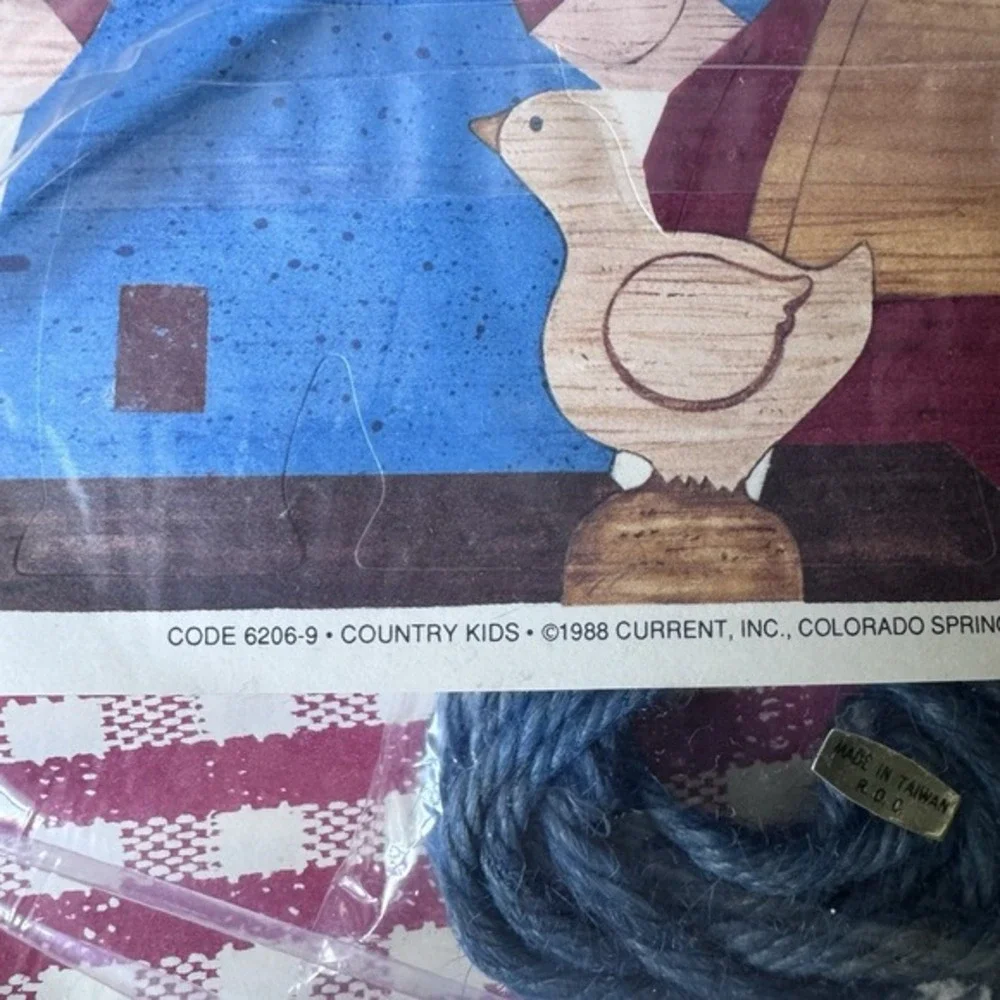 VTG 80s Folk Art‎ Country Schoolhouse Amish Gift Wrap Paper Current Inc NOS